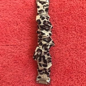 Fitbit Charge 5 Leopard Scrunchie Watch Band